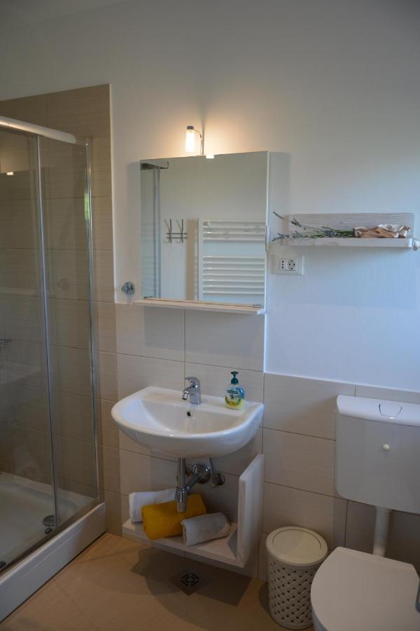Vila Palma - App Palma & Room Figa Ankaran Bagian luar foto